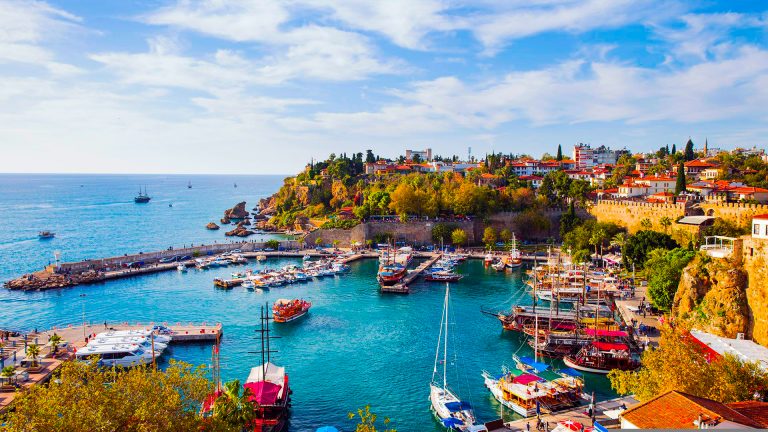 Antalya Gezilecek Tarihi Yerler: En İyi 45 Turistik Yer!