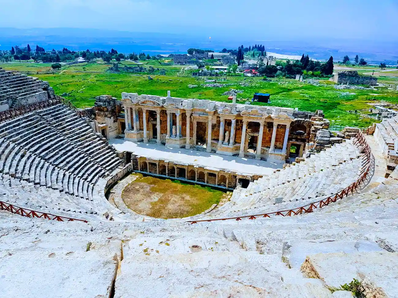 hierapolis antik kenti tiyatro