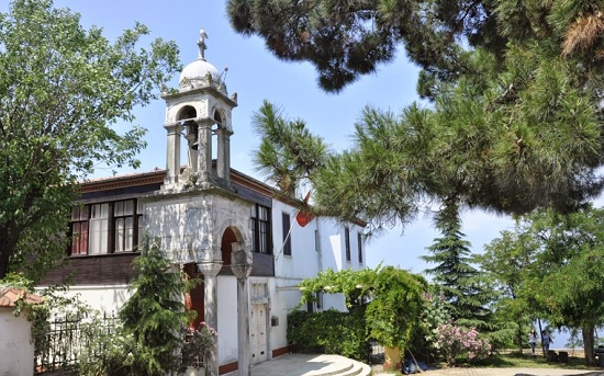 İstanbul Aya Yorgi Kilisesi Tarihi, Nerede, Ziyaret Saatleri