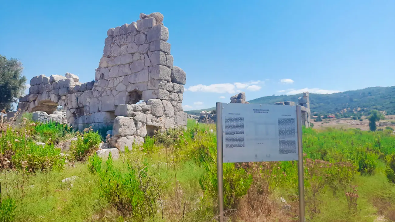 patara antik kenti merkez hamami