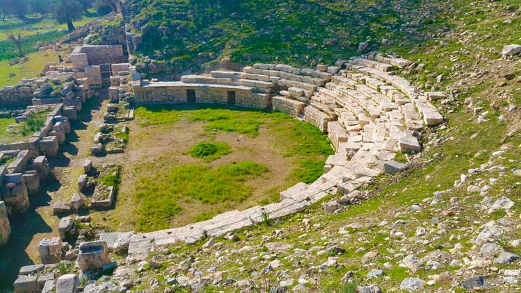 teos antik kenti tiyatro